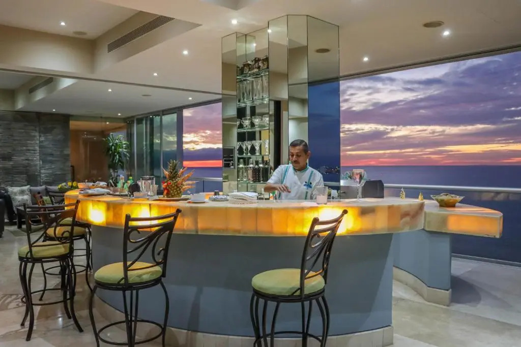 Spectacular 11,000 Sqft PenHouse fully staffed