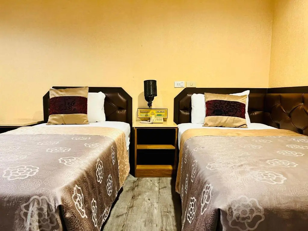Shinyes Motel