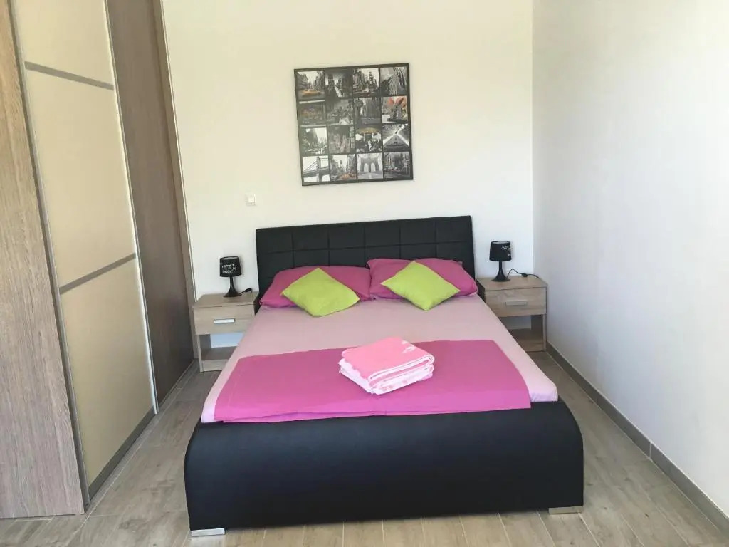 Oki Apartment