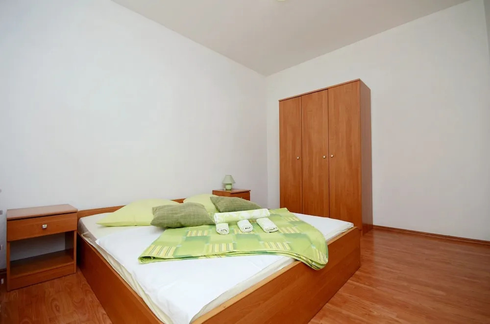 Apartments Ivo