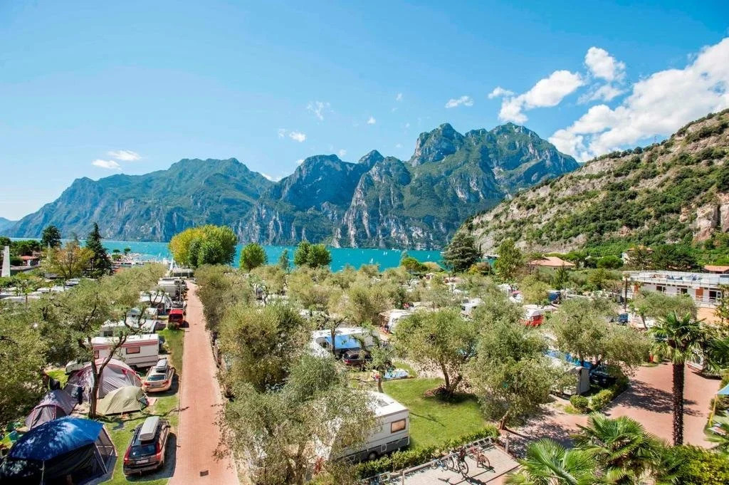 Appartamenti Camping Maroadi