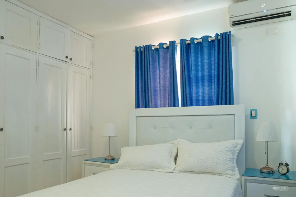 Ria Hotel