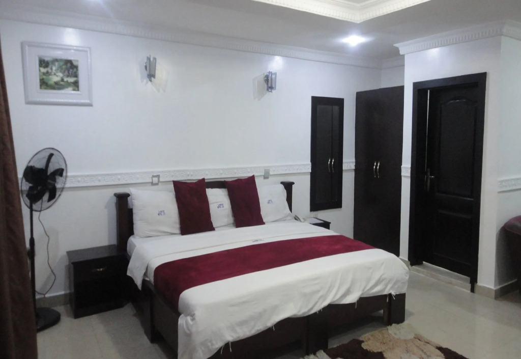 Labod Hotel