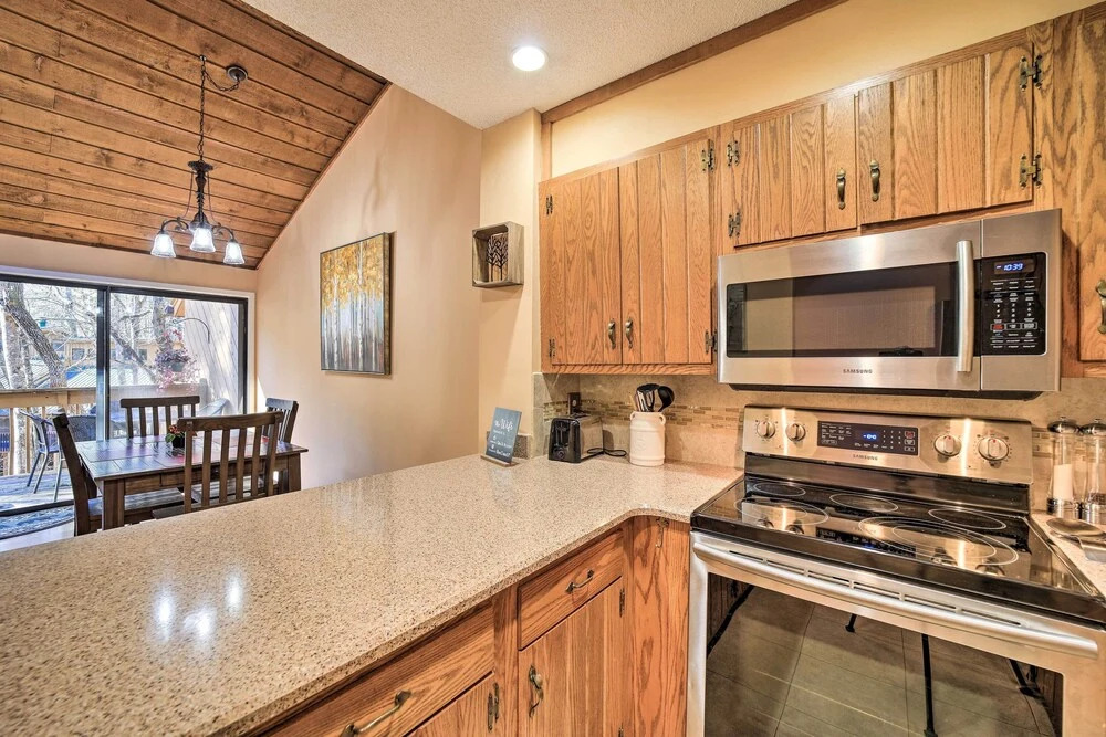 Sunny Sapphire Townhome w/ Resort Amenities!