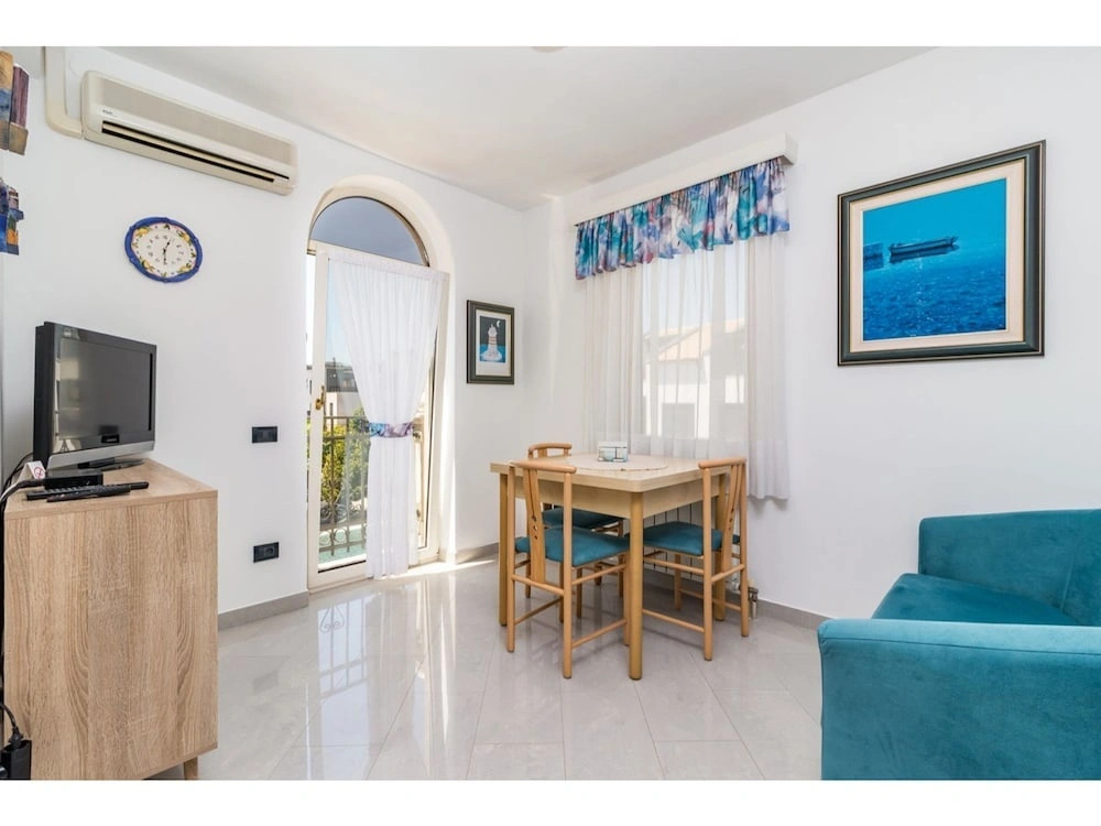 Modern Apartment With Balcony, sea and Pool View for a Couple in Medulin