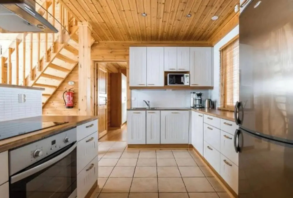 Charming Lapland Villa with Mountain Views, Private Sauna and Outdoor hottub