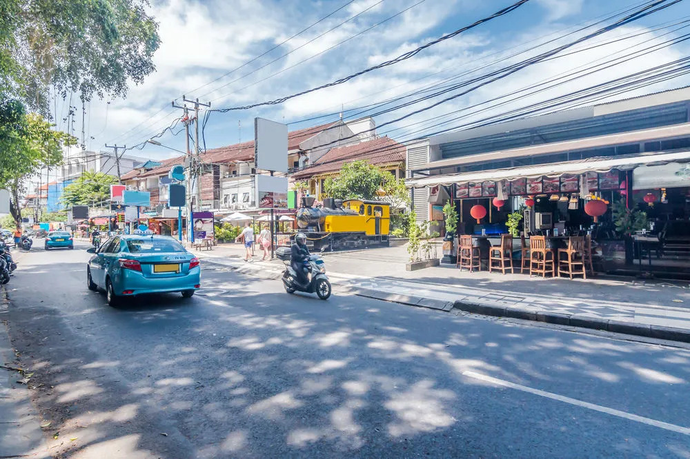 ZEN Rooms Kuta Kartika Plaza 2