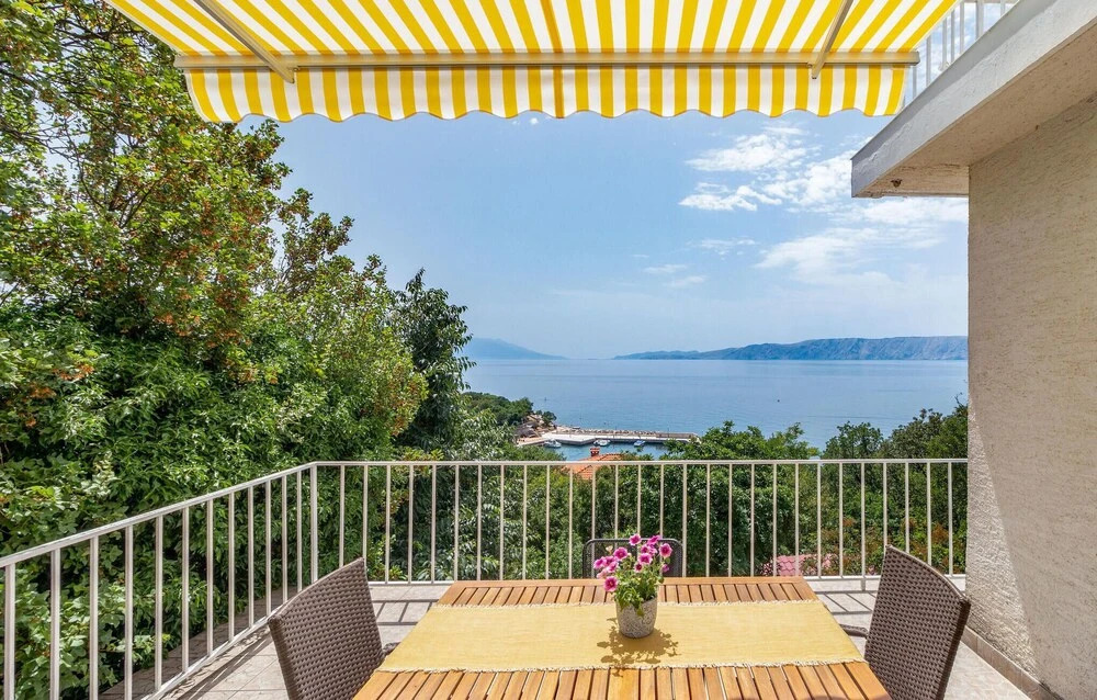 Stunning Home In Novi Vinodolski
