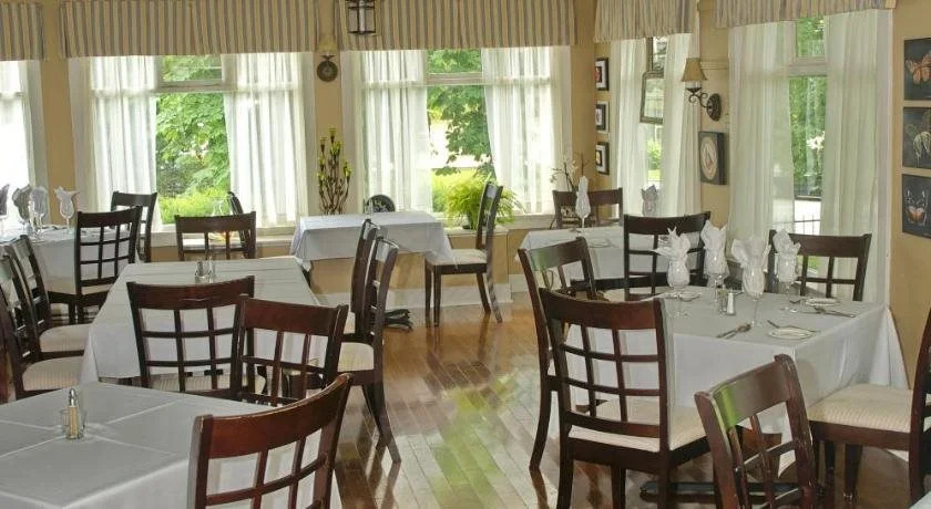 Bluenose Lodge