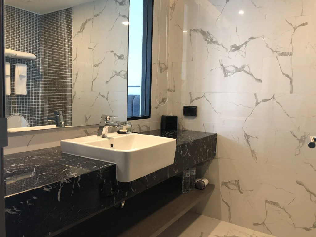 Maven Stylish Hotel Bangkok