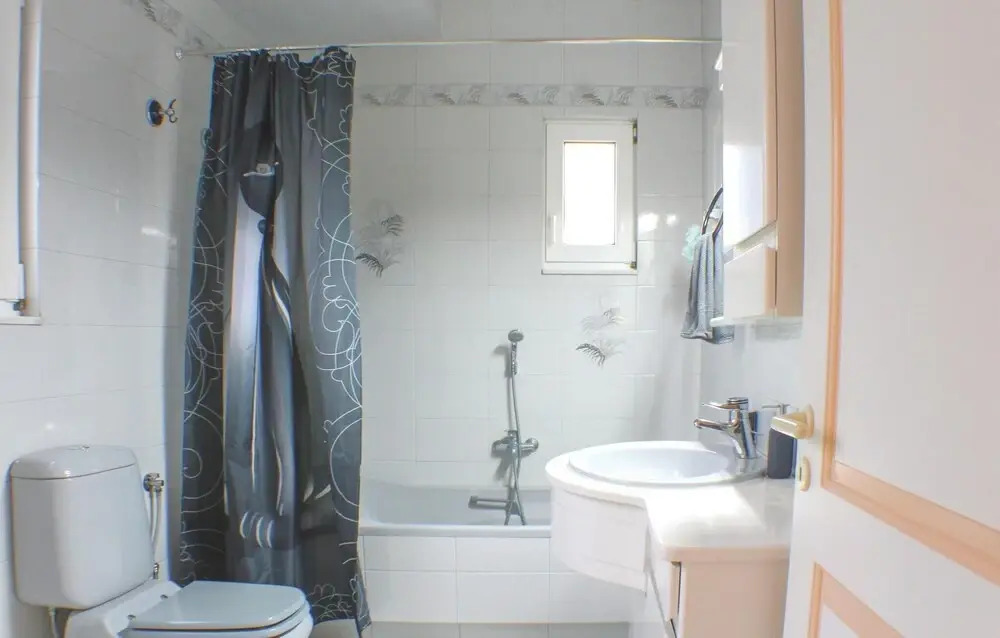 3 Bedroom Lovely Home In Chalkida