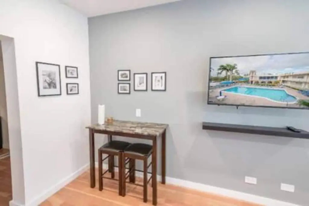 Hallandale Studio in Hallandale Beach