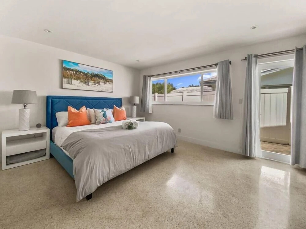 Seahorse Villa 2 by Dream Vacation