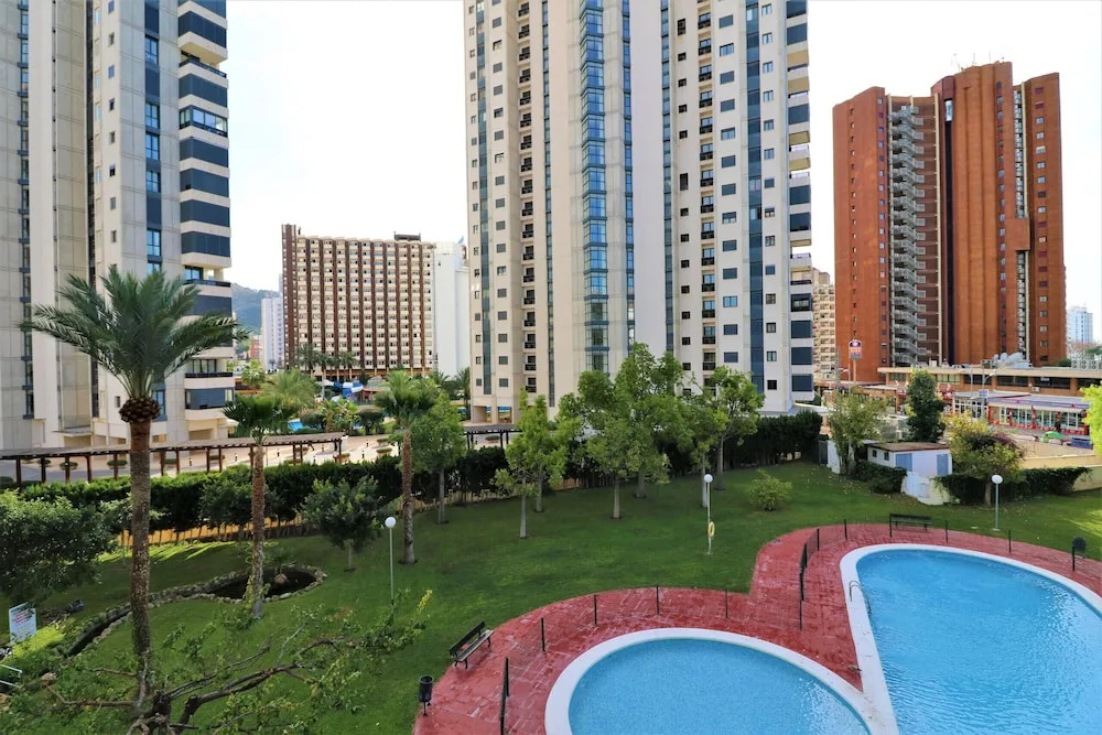 Lidersol Apartment 3-F