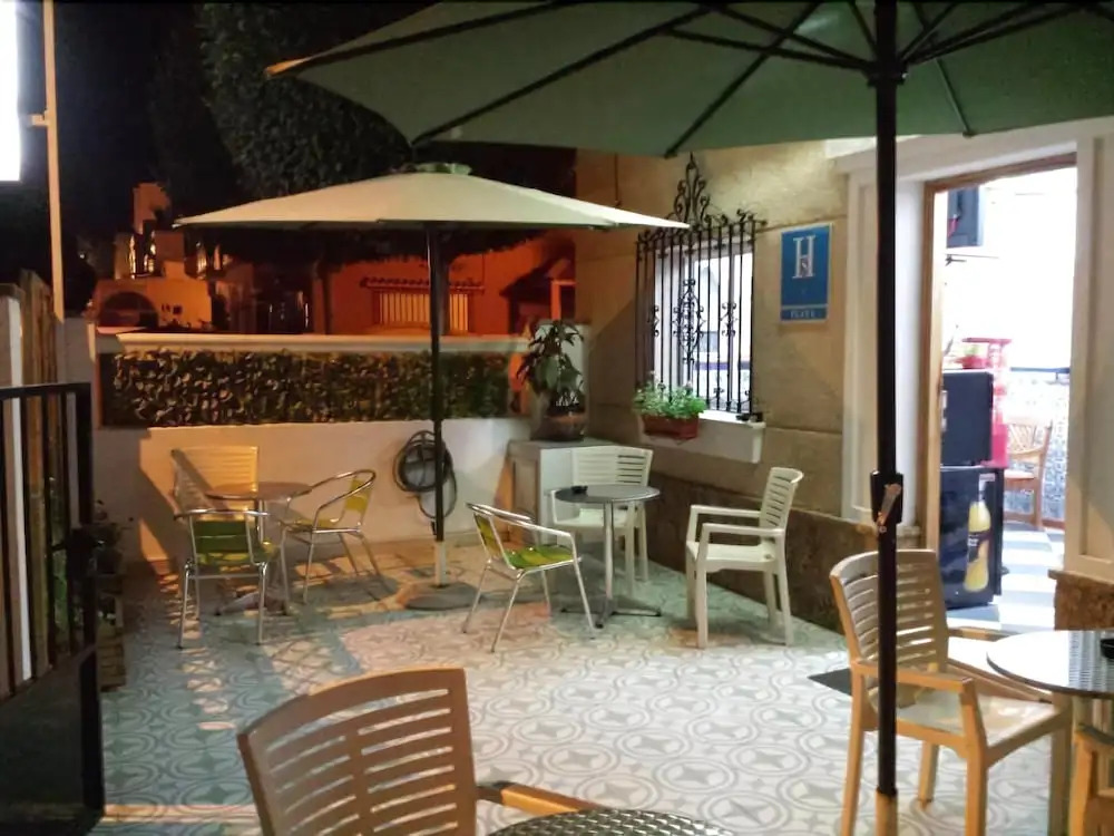 Hostal Restaurante La Giralda