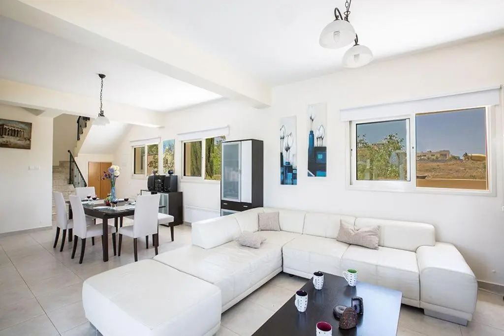 Villa Akefalo - Beautiful 3 Bedroom Protaras Villa With Private Pool