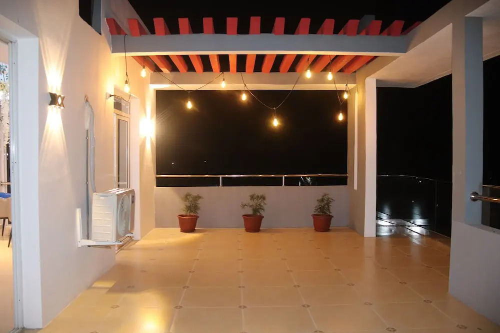 Harys Aparthotel