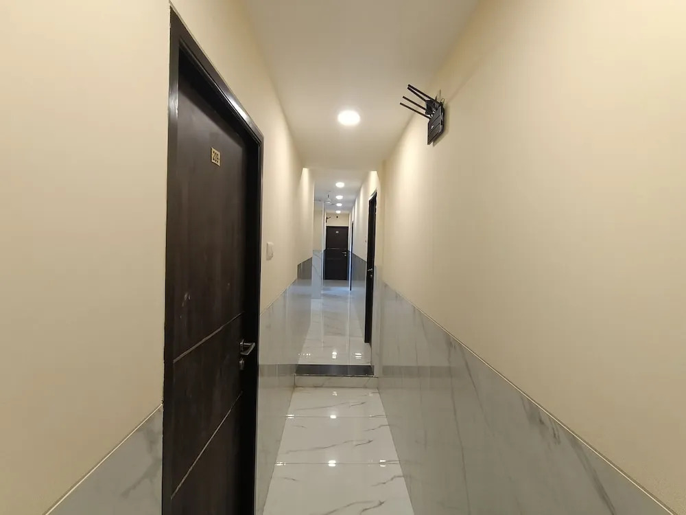 Hotel O King Residency Near Bharat Talkies