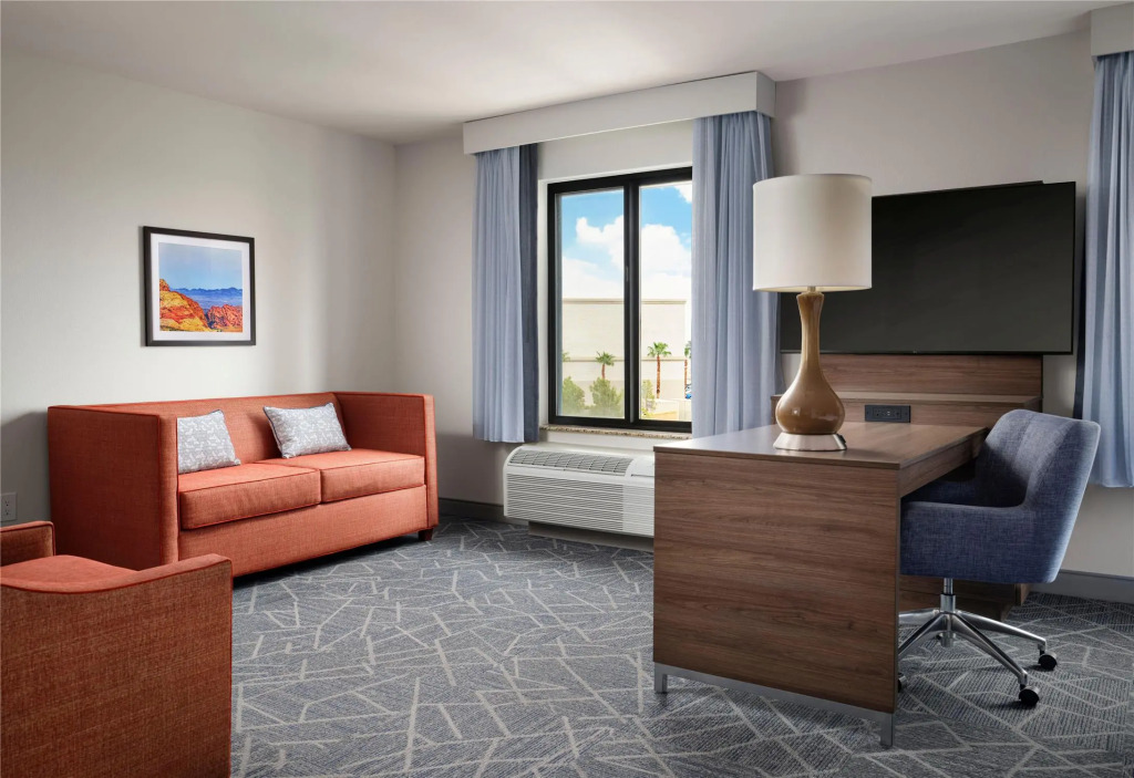 Hampton Inn & Suites Las Vegas-Red Rock/Summerlin