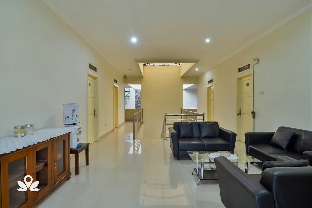 ZEN Rooms Basic GOR Cikutra