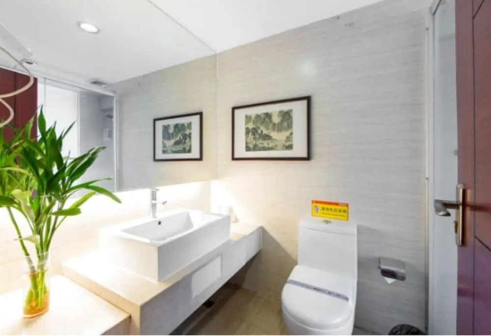 Miya Hotel Guangzhou Shahe Branch