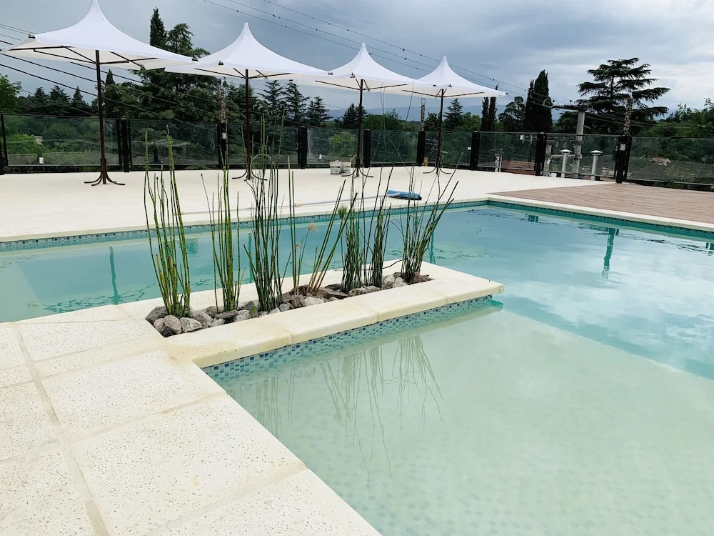 Grateus Luxury Apart & Spa