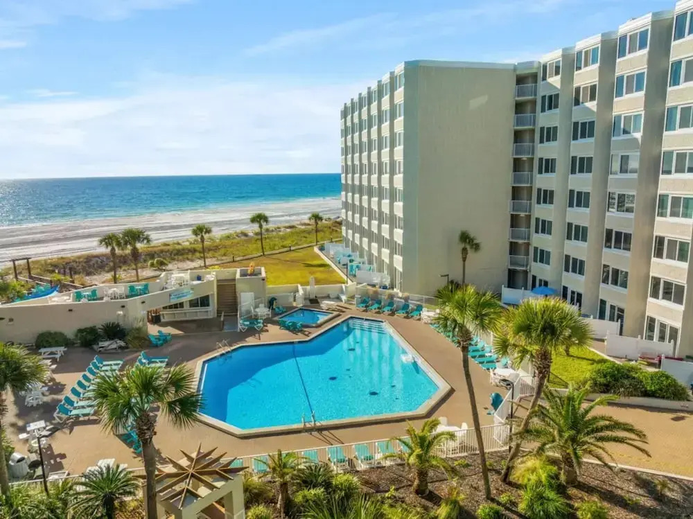 Top of the Gulf 320 Beachfront & Free Beach Chairs