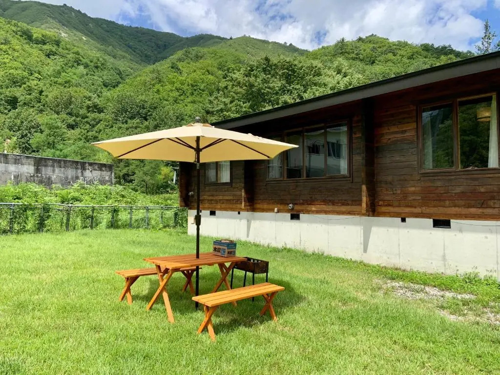 Woodpecker Chalet