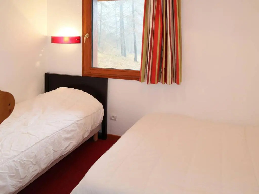 Chalet Les Orres, 5 pièces, 10 personnes - FR-1-322-65