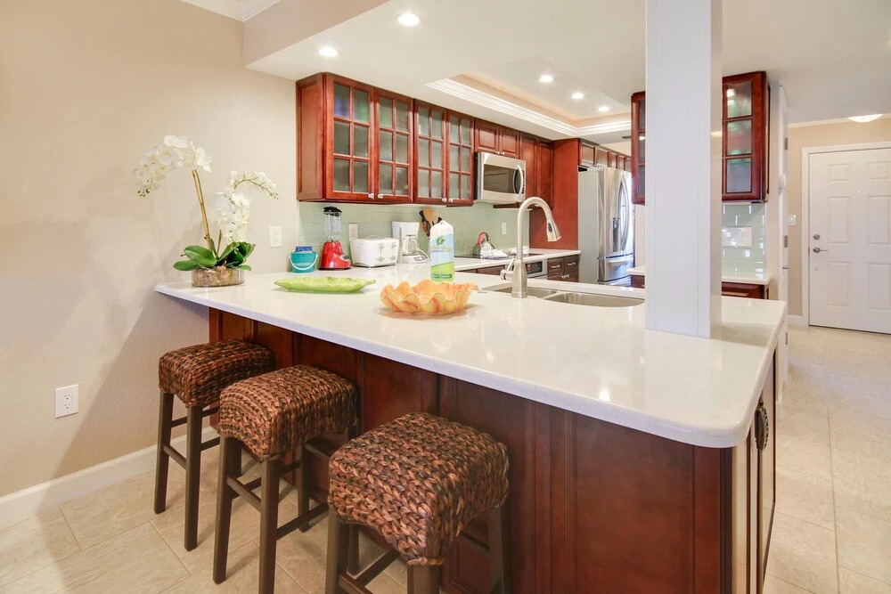 Land's End 302 Building 4 Beautiful Updated Condo Amazing Views!