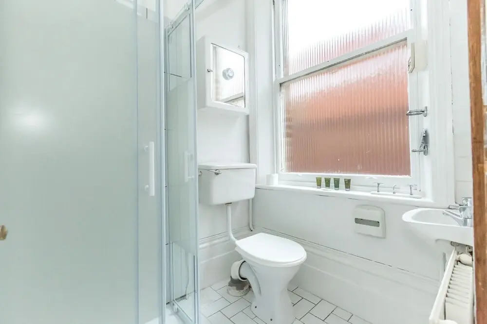 Spacious 1BR Period Apartment Hampstead
