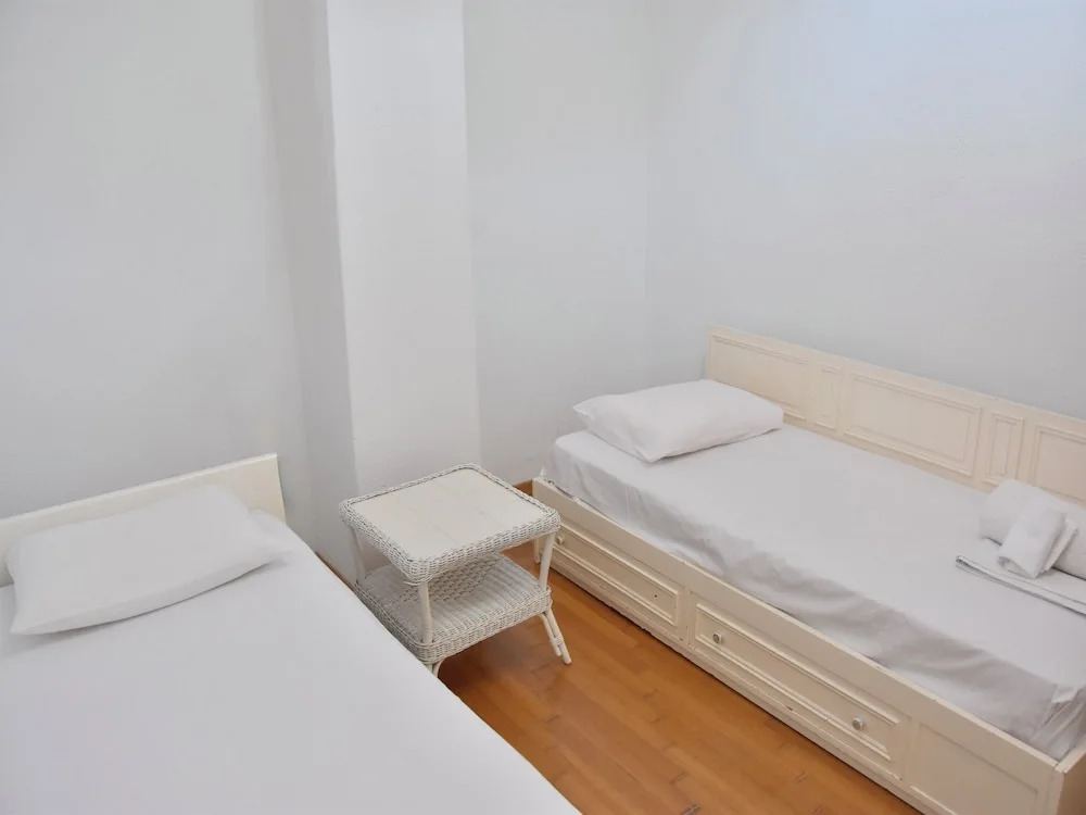 Stay at Beachfront Villa Lilia in Pefkohori, Halkidiki for a Dreamy Vacation