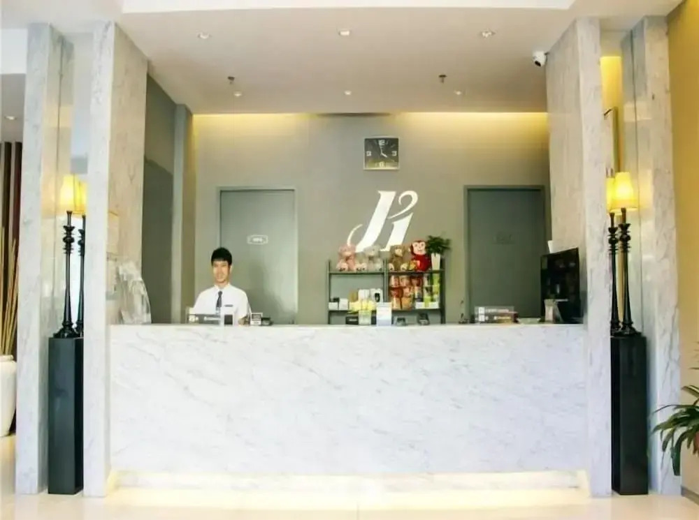 Jinjiang Inn