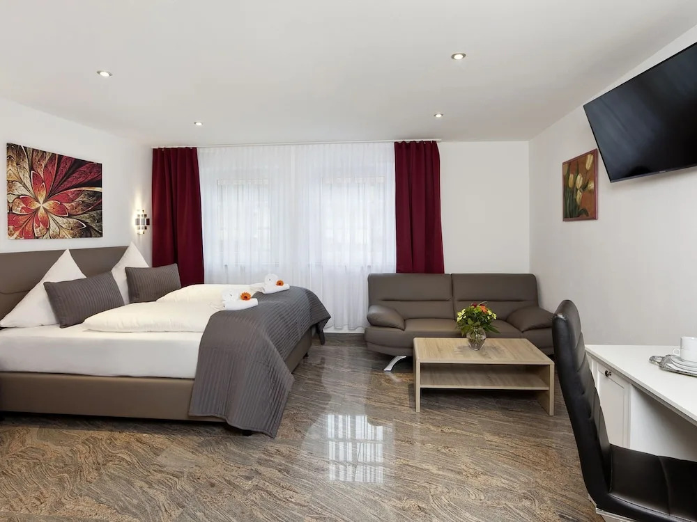 Central City Hotel