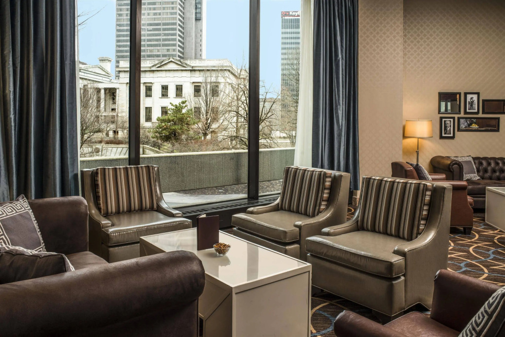 The Plaza Hotel Columbus at Capitol Square
