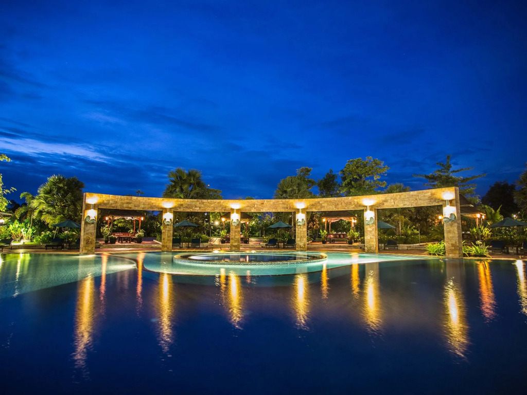 Pacific Hotel & Spa