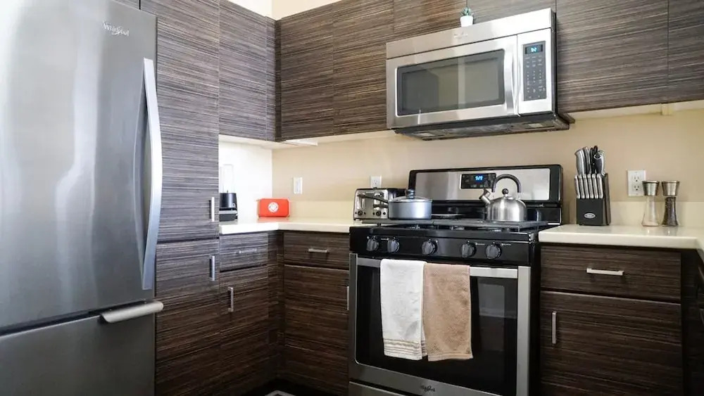 Cozy 2-br Home Near Disneyland Pool Hot Tub GYM