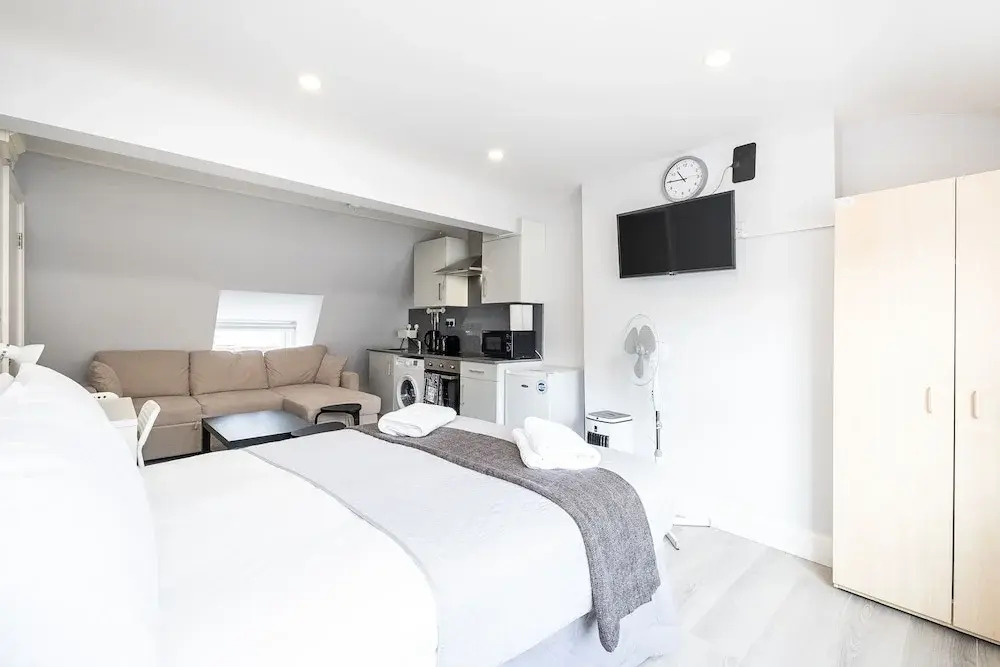Superior Studio Apartments