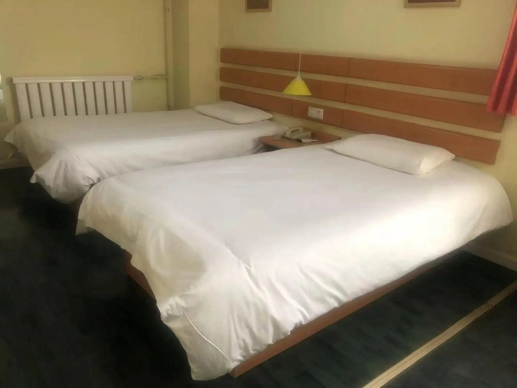 Jia Hotel (Tianshui Central Plaza)