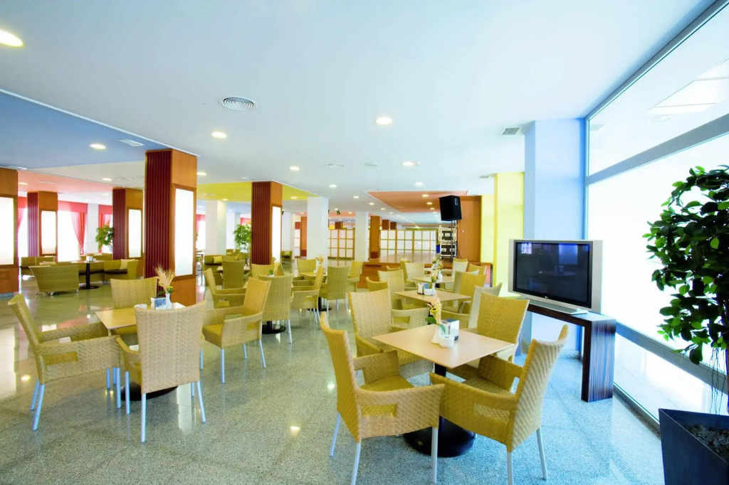 Fenix Beach Apartamentos