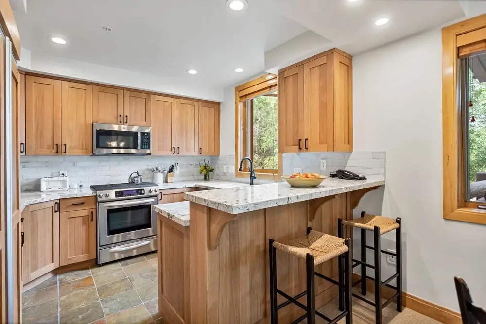 Trail's End Lodge at Deer Valley Resort - One Bedroom Residence with Spa #205 1 Condo