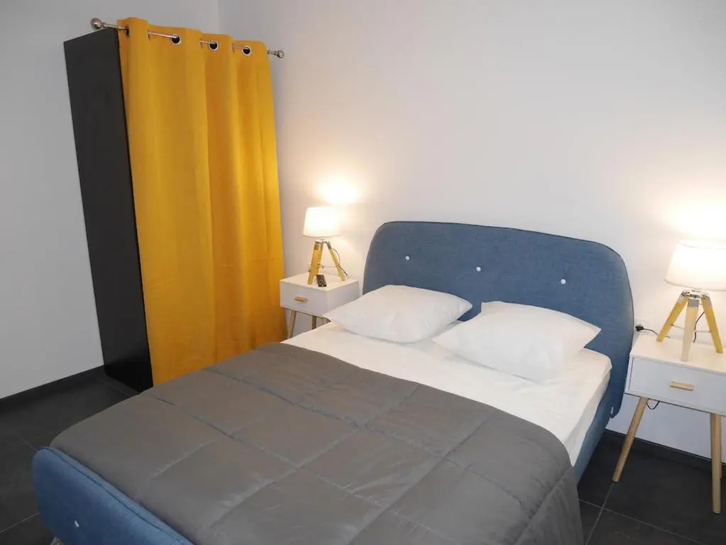 Ecrins 6 n°2: skis aux pieds, appartement neuf