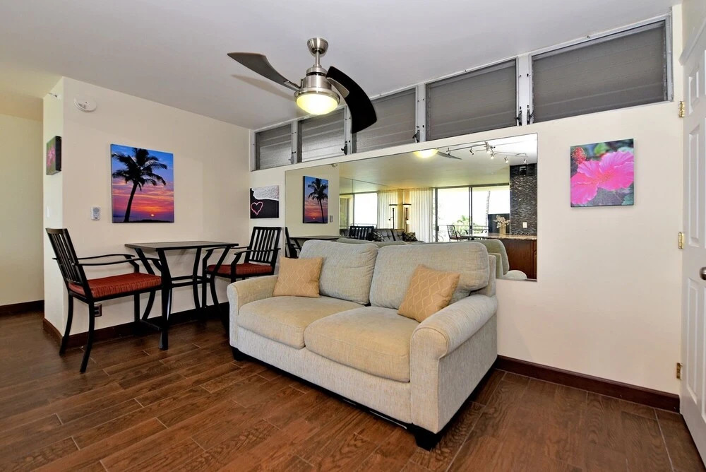 Royal Kahana #209 1 Bedroom Condo by RedAwning