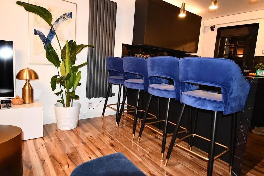 Stunning 2 bed Apartment, in the Heart of Exeter