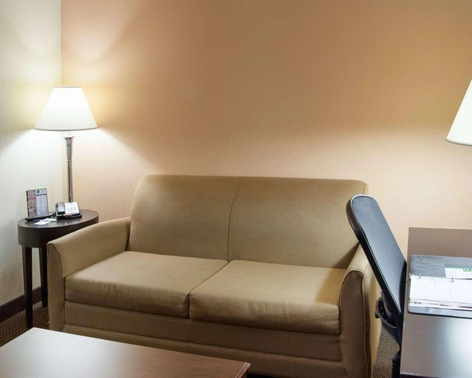 Quality Inn & Suites Niles
