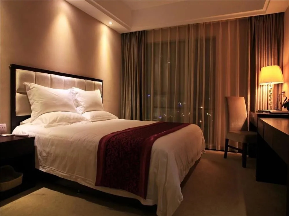 Greentree Eastern Hotel