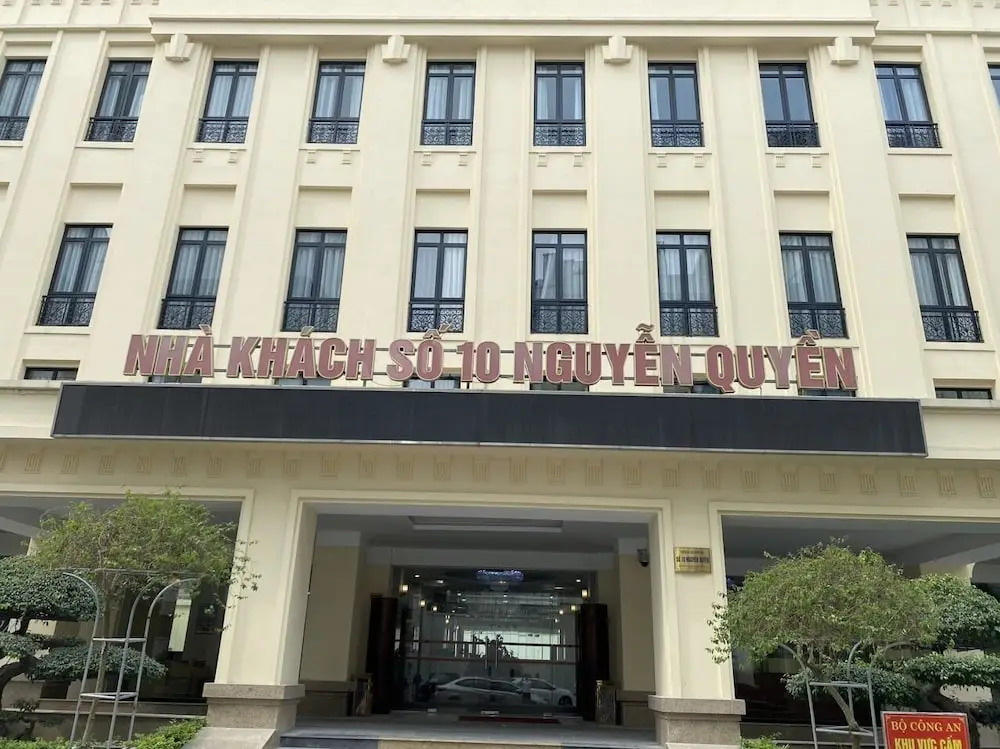 Nguyễn Quyền Hotel