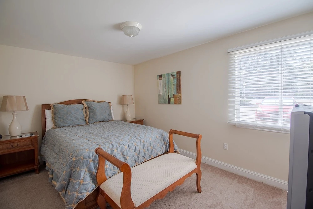 Oak Shores-Oak Shores 71