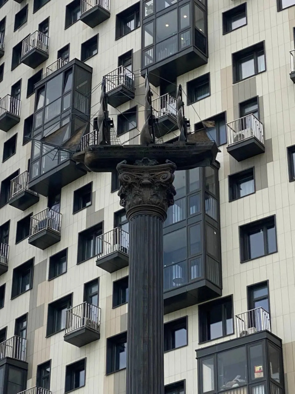 Apartments on Nakhimovsky avenue 31 building 3