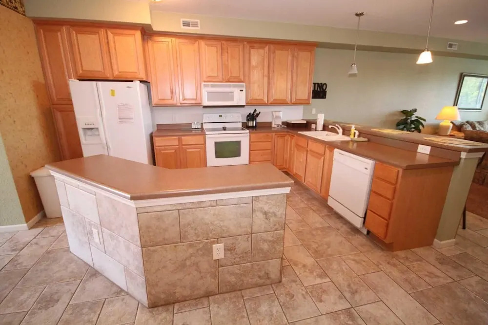 Lands End 218 - 3 Br Condo